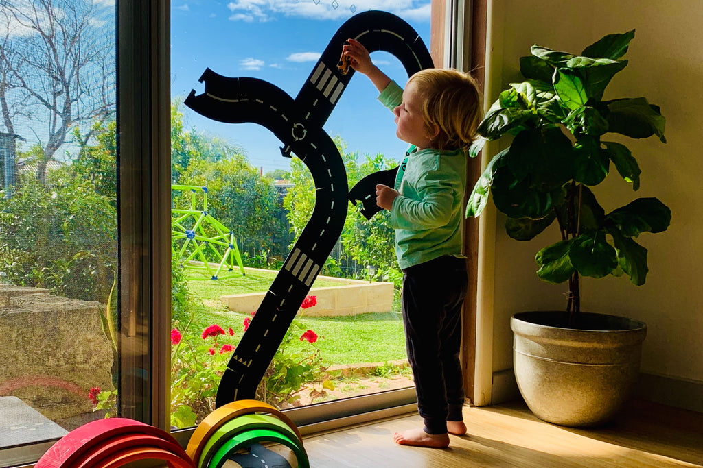 Waytoplay sticks with water